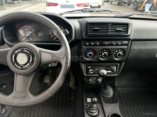 LADA (VAZ) Niva 2024, 3,700 km - 1.7 l - Bakı