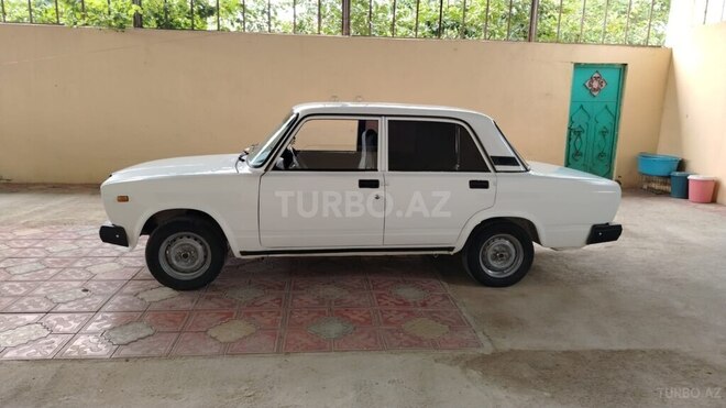 LADA (VAZ) 2107 2004, 20,000 km - 1.6 л - Tovuz