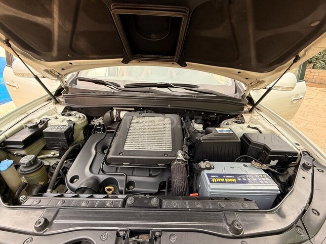 Hyundai Santa Fe 2009, 154,936 km - 2.2 l - Salyan
