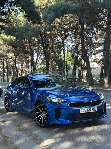 Kia Stinger-1