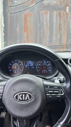 Kia Stinger-4
