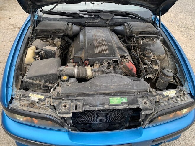 BMW 535 1998, 350,000 km - 3.5 l - Bakı
