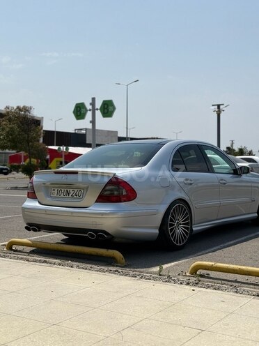 Mercedes E 240 2002, 196,000 km - 2.4 l - Bakı