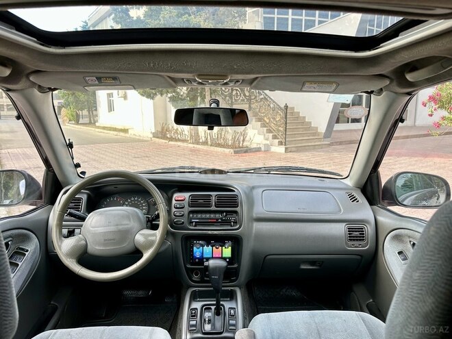 Suzuki Grand Vitara 2002, 325,680 km - 2.5 l - Bakı