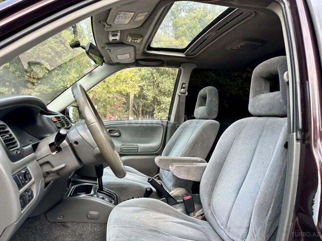 Suzuki Grand Vitara 2002, 325,680 km - 2.5 l - Bakı
