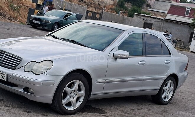 Mercedes C 220 d 2001, 345,500 km - 2.2 л - Bakı