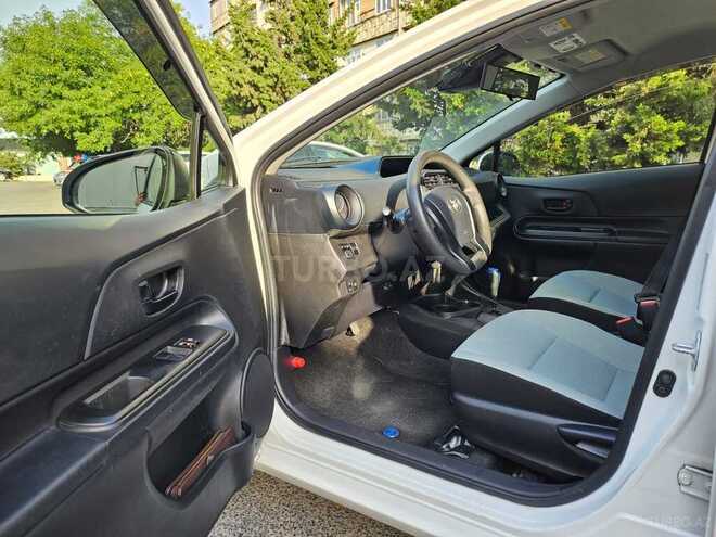 Toyota Aqua 2017, 74,000 km - 1.5 l - Bakı