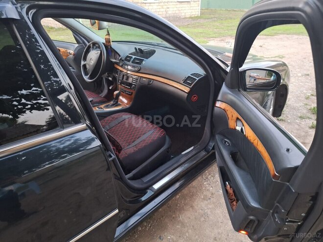 Mercedes E 270 2002, 513,000 km - 2.7 l - Masallı