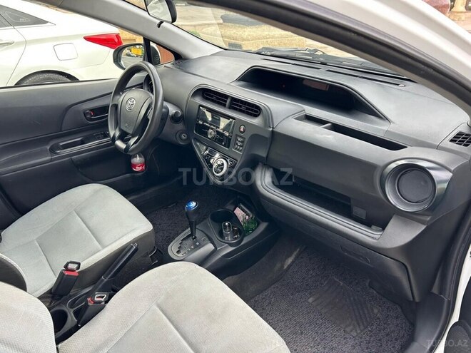 Toyota Aqua 2017, 82,000 km - 1.5 l - Bakı