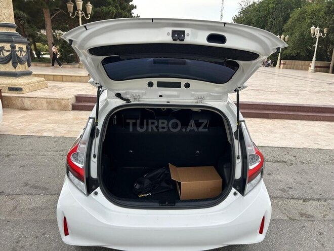 Toyota Aqua 2017, 82,000 km - 1.5 l - Bakı
