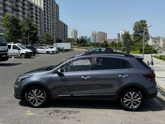 Kia Rio X-Line 2021, 15,001 km - 1.6 л - Bakı