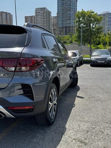 Kia Rio X-Line 2021, 15,001 km - 1.6 л - Bakı