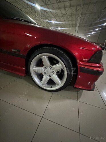 BMW 325 1992, 217,556 km - 2.5 l - Bakı