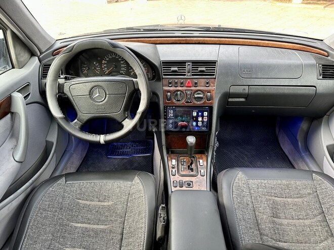 Mercedes C 180 1999, 326,580 km - 1.8 l - Bakı