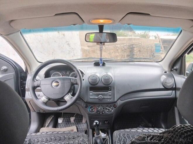 Chevrolet Aveo-2