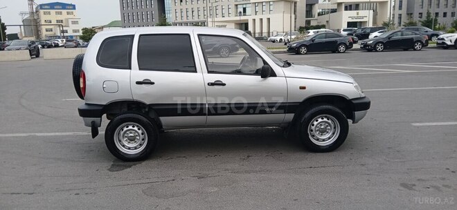 Chevrolet Niva 2008, 300,000 km - 1.7 л - Bakı