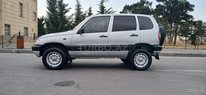 Chevrolet Niva 2008, 300,000 km - 1.7 л - Bakı