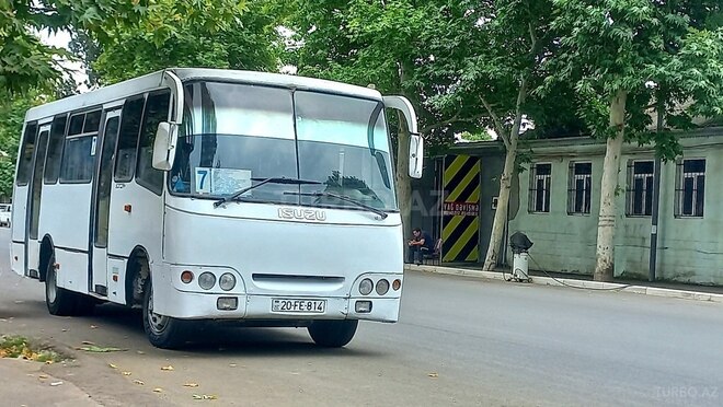 Isuzu Bogdan 2006, 250,000 km - 4.6 l - Gəncə