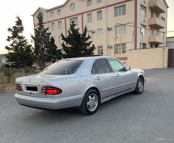 Mercedes E 300 d 1997, 286,484 km - 3.0 l - Bakı