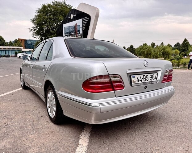 Mercedes E 220 d 2000, 370,000 km - 2.2 l - Masallı