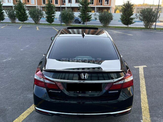 Honda Accord-5