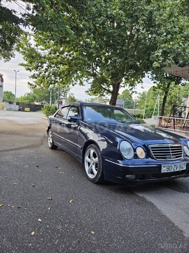 Mercedes E 220 d 1999, 350,000 km - 2.2 л - Qazax