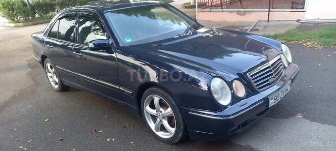 Mercedes E 220 d 1999, 350,000 km - 2.2 л - Qazax