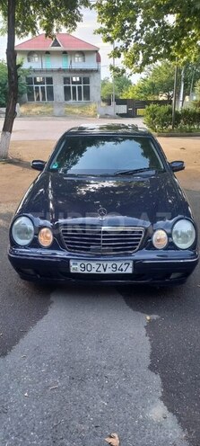 Mercedes E 220 d 1999, 350,000 km - 2.2 л - Qazax