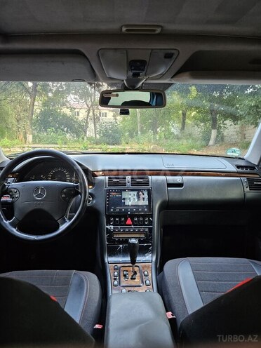 Mercedes E 220 d 1999, 350,000 km - 2.2 л - Qazax