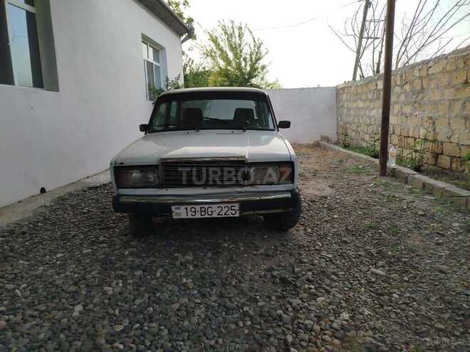 LADA (VAZ) 2107 2003, 74,000 km - 1.6 l - Füzuli