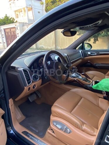 Porsche Cayenne 2012, 178,000 km - 4.8 l - Bakı