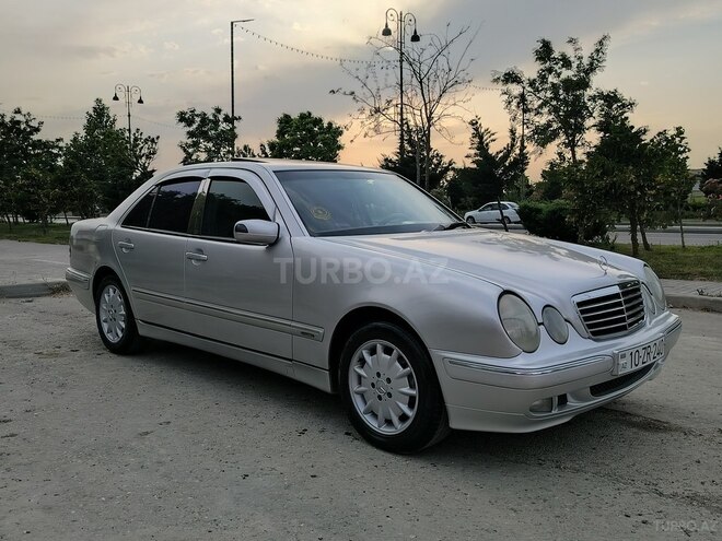 Mercedes E 240 2002, 324,500 km - 2.4 l - Bakı