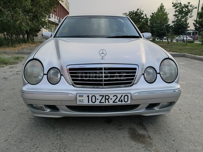 Mercedes E 240 2002, 324,500 km - 2.4 l - Bakı
