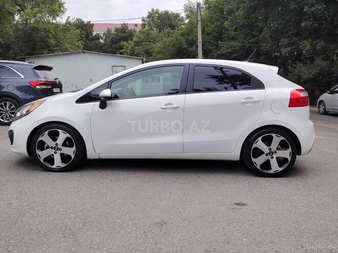 Kia Rio 2011, 227,698 km - 1.6 л - Sumqayıt