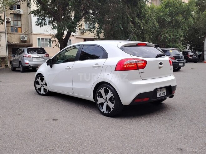 Kia Rio 2011, 227,698 km - 1.6 л - Sumqayıt