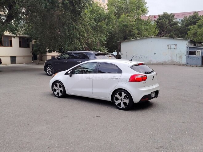 Kia Rio 2011, 227,698 km - 1.6 л - Sumqayıt