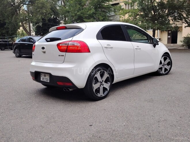 Kia Rio 2011, 227,698 km - 1.6 л - Sumqayıt