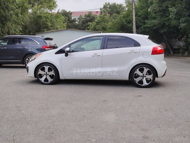 Kia Rio 2011, 227,698 km - 1.6 л - Sumqayıt