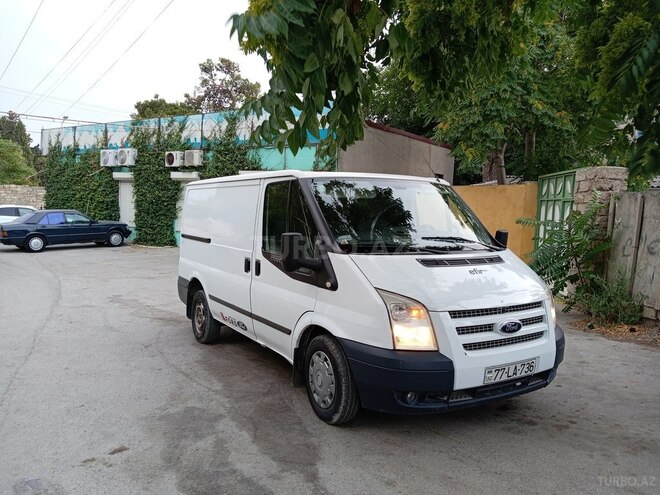 Ford Transit-1