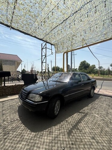 Mercedes C 220 1995, 280,000 km - 2.2 l - Ağcabədi
