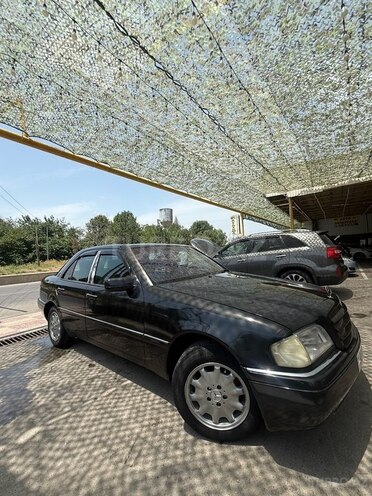 Mercedes C 220 1995, 280,000 km - 2.2 l - Ağcabədi
