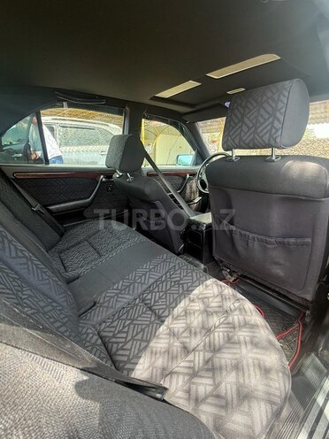 Mercedes C 220 1995, 280,000 km - 2.2 l - Ağcabədi