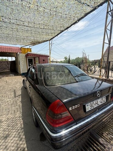 Mercedes C 220 1995, 280,000 km - 2.2 l - Ağcabədi