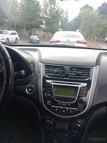 Hyundai Accent 2012, 220,000 km - 1.6 l - Bakı