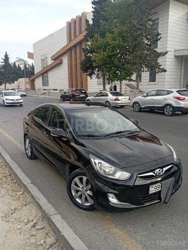 Hyundai Accent 2012, 220,000 km - 1.6 l - Bakı