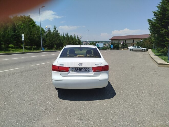 Hyundai Sonata 2009, 289,682 km - 2.4 l - Qusar