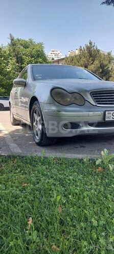 Mercedes C 240 2000, 371,000 km - 2.4 l - Bakı