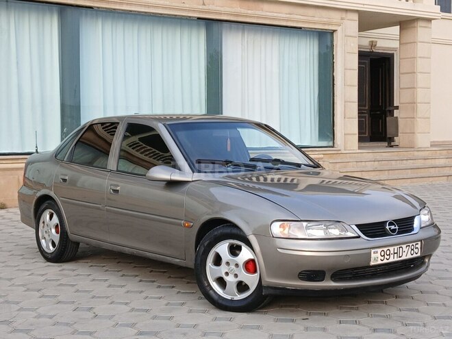 Opel Vectra 1999, 140,000 km - 1.6 l - Sumqayıt