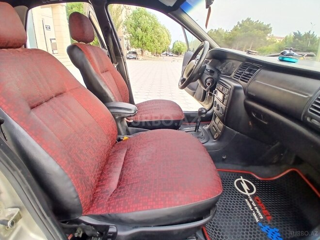 Opel Vectra 1999, 140,000 km - 1.6 l - Sumqayıt