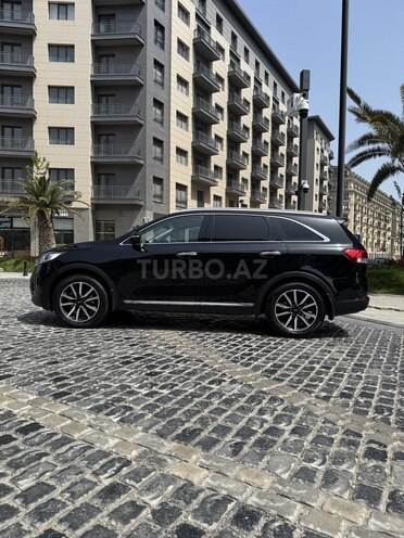 Kia Sorento-9
